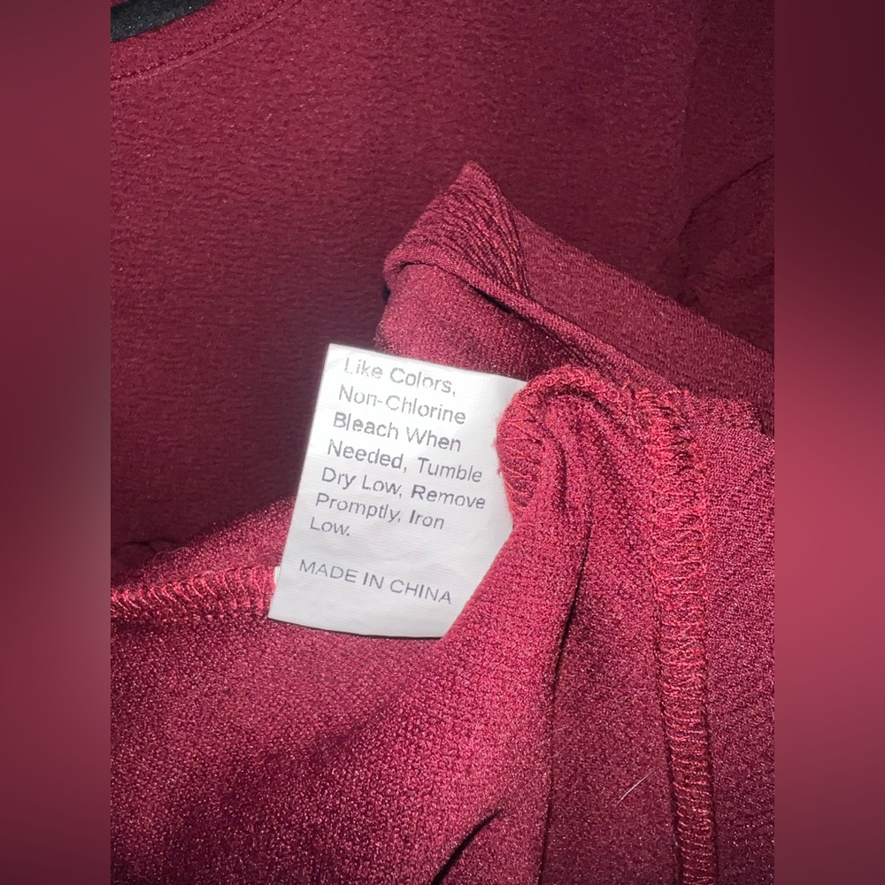SHEIN Deep Red Textured Top - Picture 6 of 6